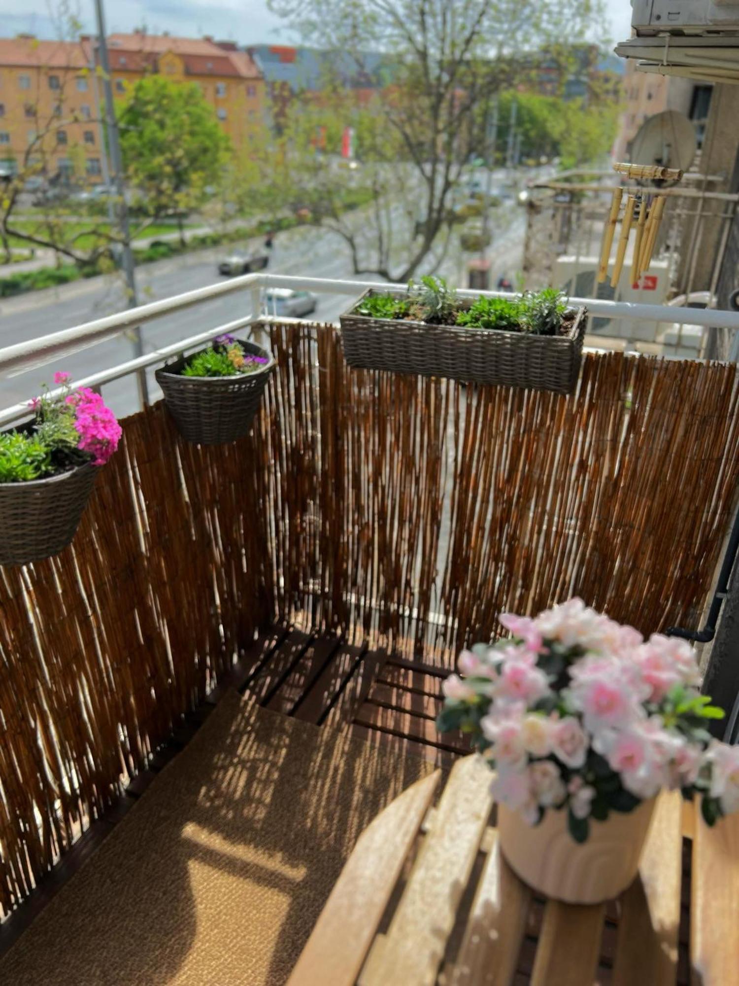 West Budapest Apartman Dış mekan fotoğraf